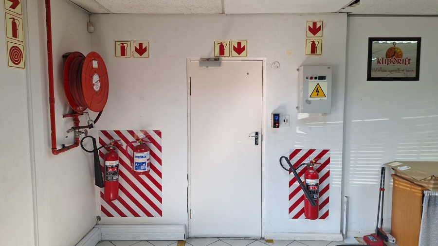 To Let Commercial Property for Rent in Ottery Western Cape